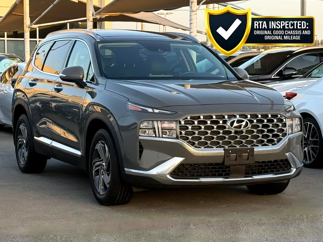 Hyundai Santa Fe 2023 — photo 1 of 20