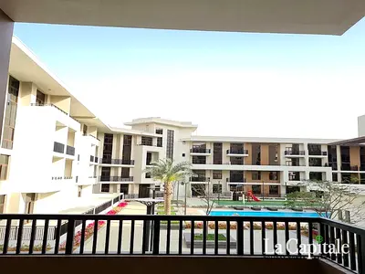 CORNER UNIT | POOL VIEW | CENTRAL PARK | MODERN