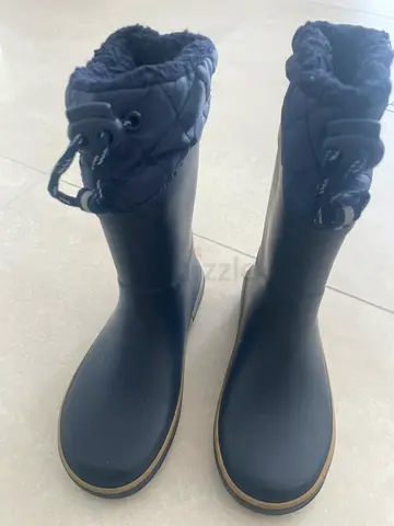 Boots for rain size 11