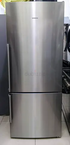 Siemens iq 300 Stainless Steel Bottom-Freezer Refrigerator good working conditions free home deliver