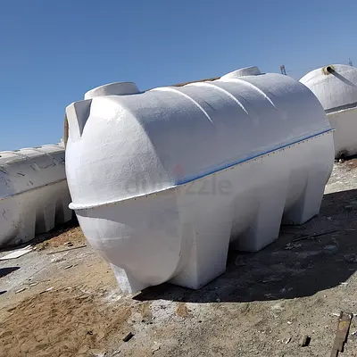 Large White Plastic Water Storage Tank - 1000L (Good Condition)