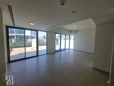 BRAND NEW | CORNER UNIT | NEAR TO POOL AND GYM