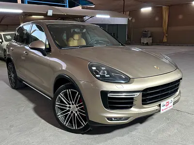 صورة 7 لـ 2015 Porsche CAYENNE