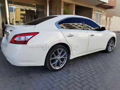 Nissan Maxima 2011 GCC Specs immediate sale leaving the country