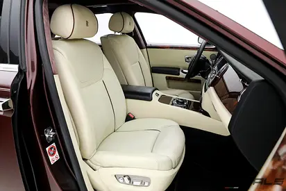 2016 ROLLS-ROYCE GHOST — миниатюра 16