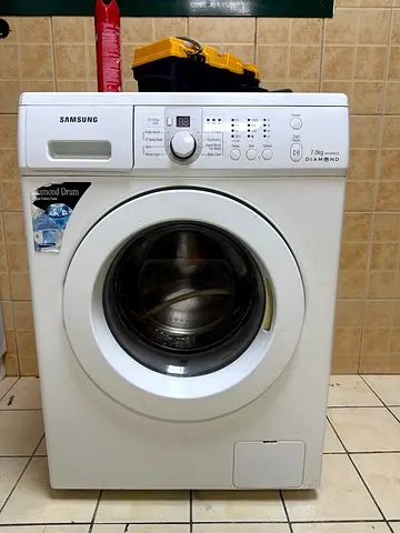 Samsung front-load washing machine - working, good condition