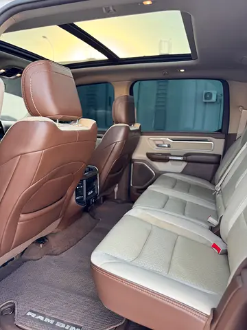 2021 RAM 1500 — миниатюра 9