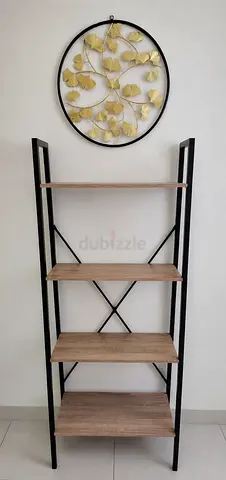 4-Tier Industrial Ladder Shelf with Wood Effect Shelves and Wall Decor