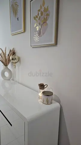 White High-Gloss Sideboard / Console Table - Modern
