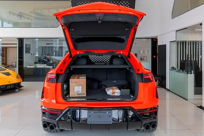 2025 Lamborghini URUS — миниатюра 20