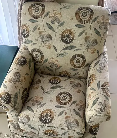 Comfortable Floral Pattern Armchair