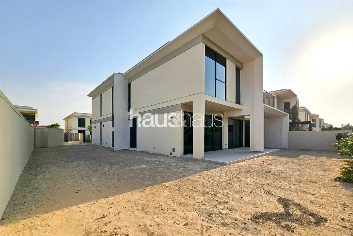 Corner Plot | Garden Suite | Premium Family Villa