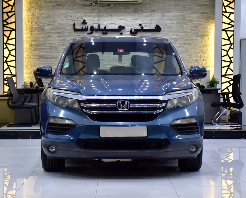 Honda Pilot 2015 — photo 1 of 17