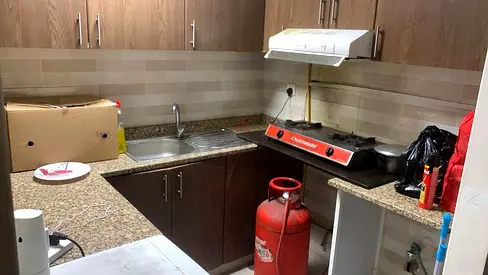 Sharing Room Rent In Deira Nakheel  for single Family only ,( that flat is 3 bedrooms 2 washroom