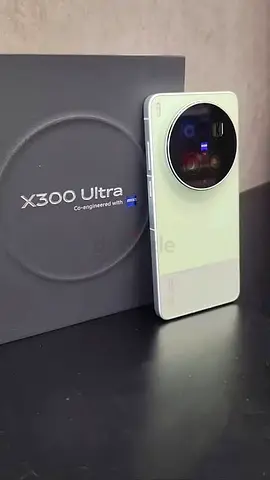 Vivo X300 Ultra (Mint) with Original Box Chinese