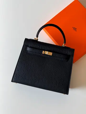 Hermess Black Ostrich Leather Top-Handle Handbag Kelly