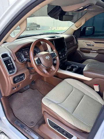 2021 RAM 1500 — миниатюра 7