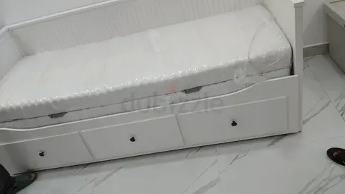 Ikea hemnes day bed with mattress 2