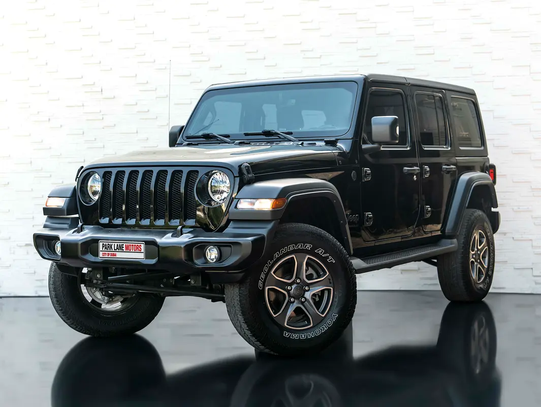 Jeep Wrangler Unlimited 2023 — photo 1 of 20