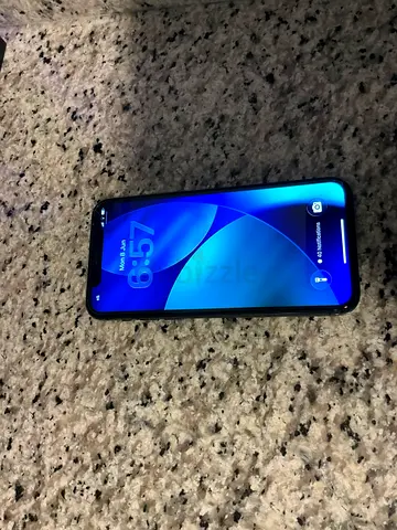 Apple iPhone 11 in good condition