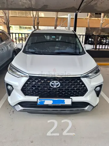 2025 Toyota Veloz GX - GCC Specs - Brand New