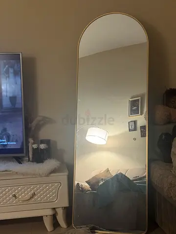 Standing mirror