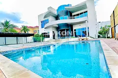Independent | 5 Bedroom Villa | Limited Offers
