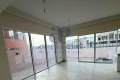 SINGLE ROW CORNER UNIT | OPPOSITE CENTRAL HUB | CLOSE TO LAGOON
