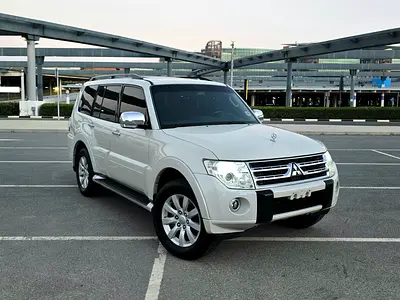 Mitsubishi Pajero GLS Top 5-Door 2011 | GCC Specs | Well Maintained | Single Owner