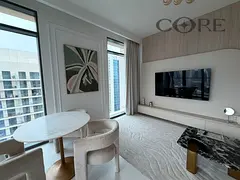 Furnished &amp; Turnkey · Palm &amp; Marina Skyline · Private Beach Access