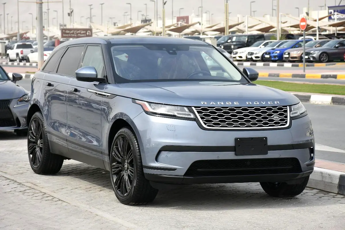 Land Rover Range Rover Velar 2020 — photo 1 of 12