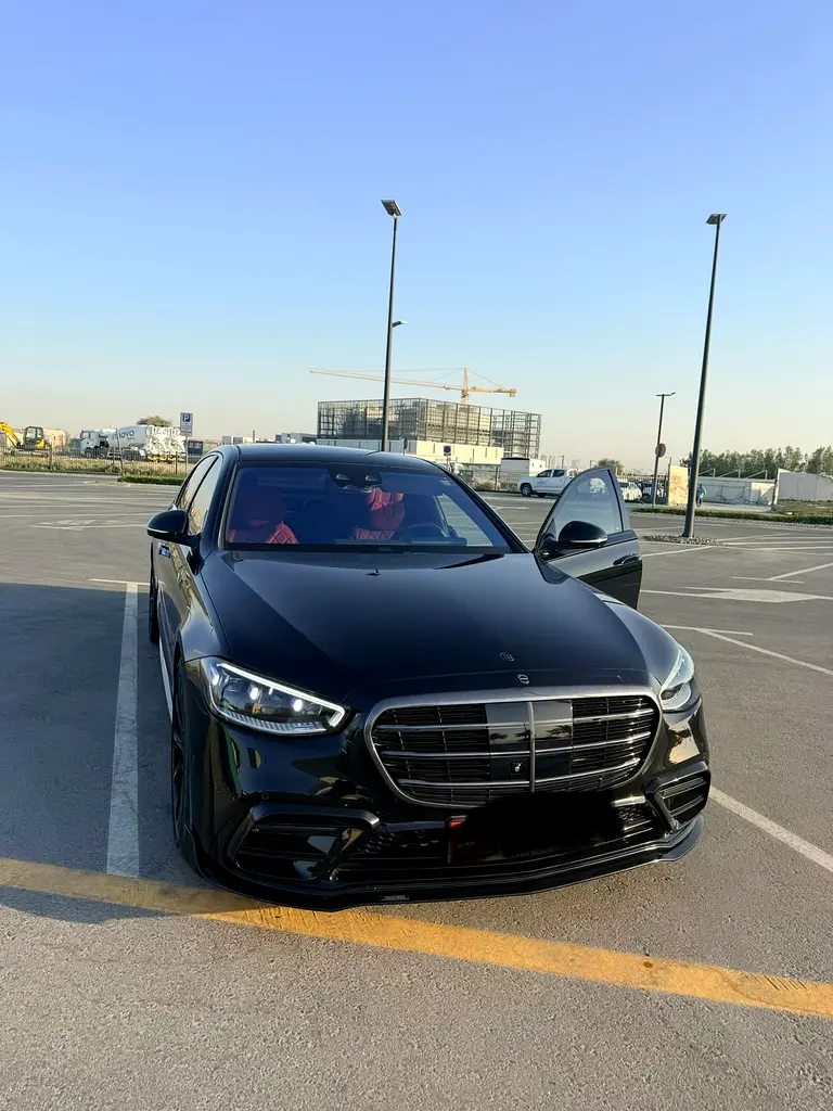 Mercedes-Benz S-Class 2022 — photo 1 of 9