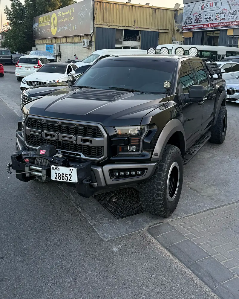 Ford F-150 2015 — photo 1 of 8
