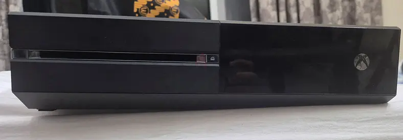 Microsoft Xbox One console - Good working condition