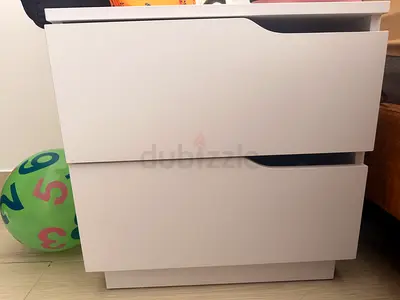 White 2-Drawer Bedside Table / Nightstand - like new condition