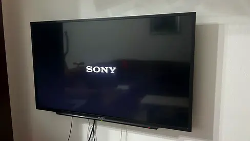 Sony 40-50 Wall-Mounted LED TV - Good Working Condition