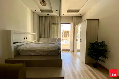 Large Furnished Studio | Pool View | 12 Cheques