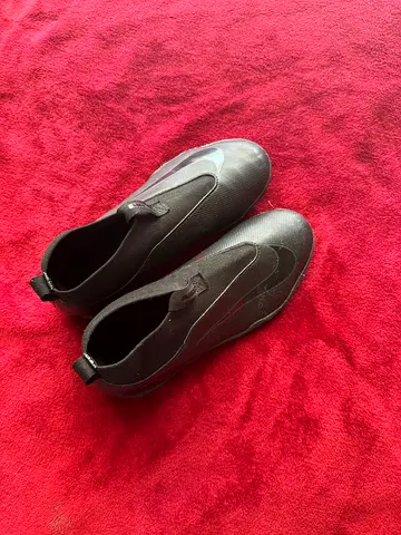 Boys soccer shoes