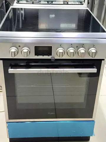 Whirlpool four burner cooker electric ceramic 60cm