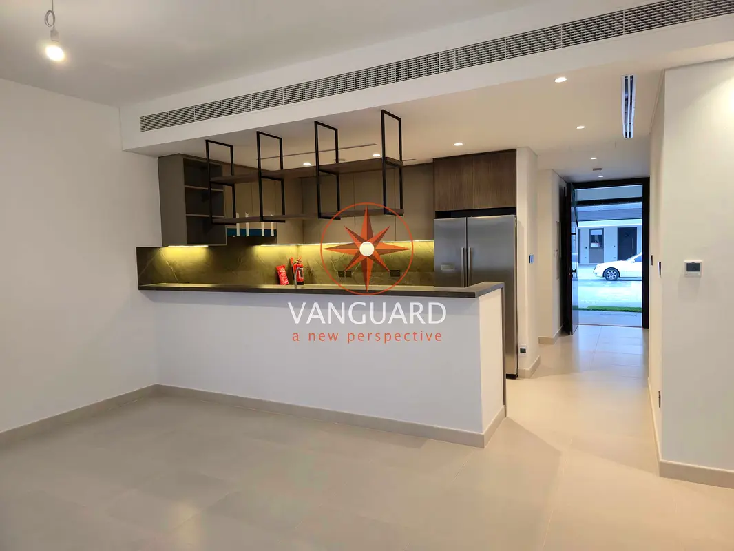 UNFURNISHED | EV CHARGER | COVERED PARKING