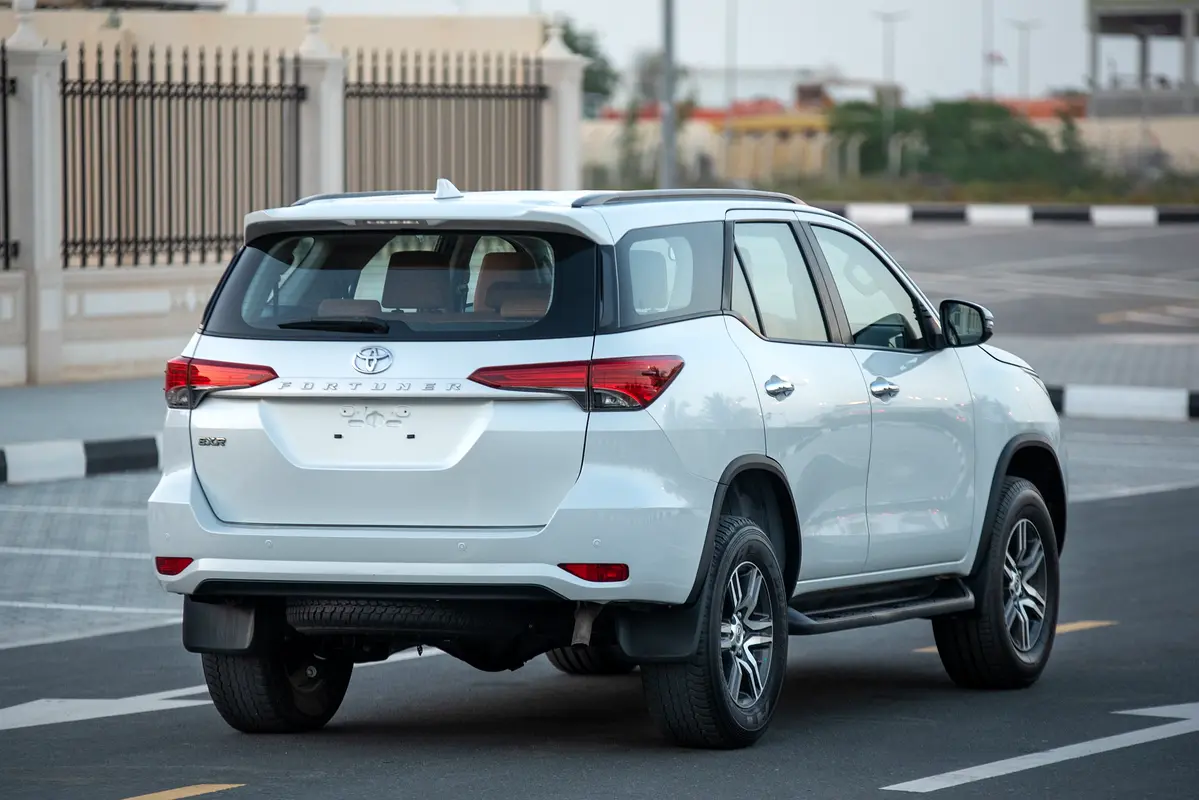 Toyota Fortuner 2023