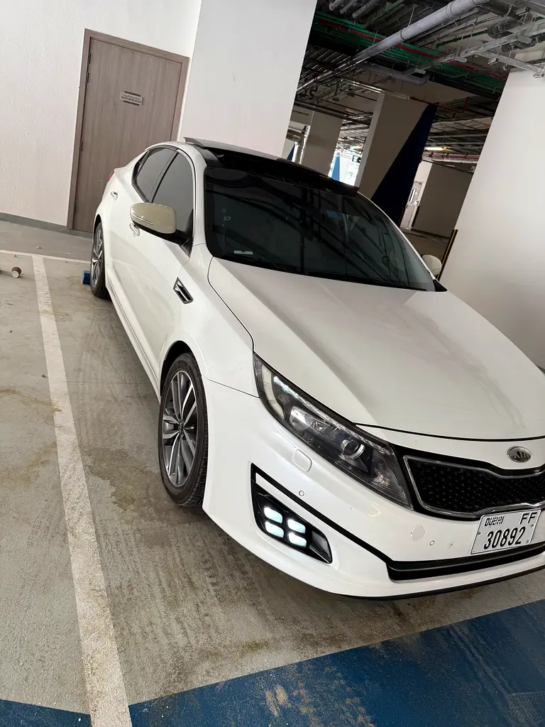 Kia Optima 2015 — photo 1 of 6