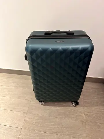 1x Dark green Hard Shell Roller Suitcase