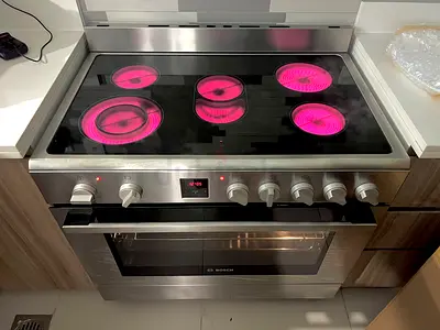 Bosch 5 hubs electric ceramic Stove 90 by 60 cm
