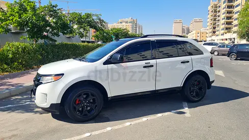 FORD EDGE SE 2014 FULL FORD SERVICE HISTORY AL TAYER LADY DRIVEN VERY CLEAN