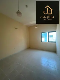 *Great opportunity for rent - 3 Bedroom apartment with balcony, strategic location in Al Qasimia*