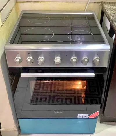 Midea 60x60cm Ceramic Cooker Stove  Multifunction Oven 4 Zones