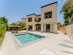 Brand New | Upgraded | Next To Park | Big Plot