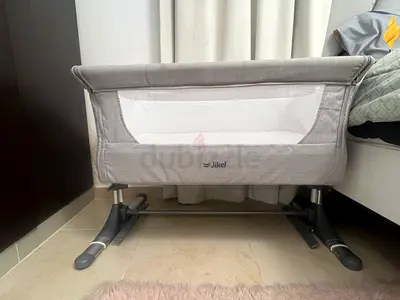 Baby crib