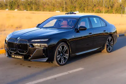 BMW 735i M Sport Individual – 2026 | GCC | 2,037 KM | 2 Years Warranty | AED 399,000